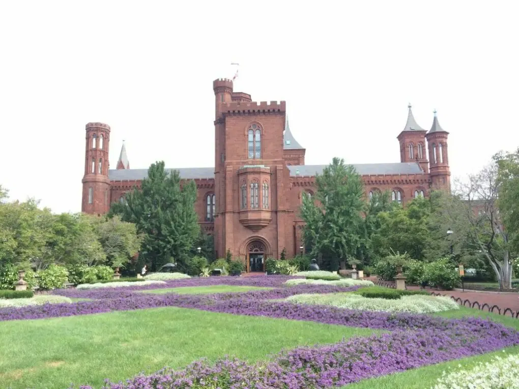 Smithsonian Castle