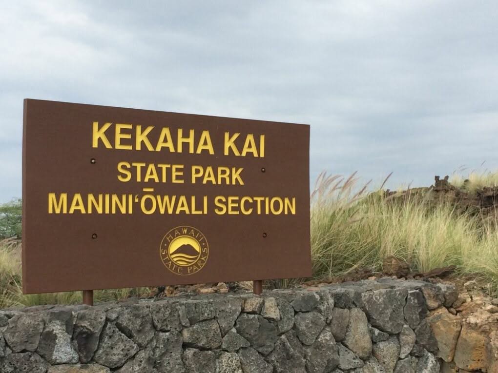 Manini'owali Beach