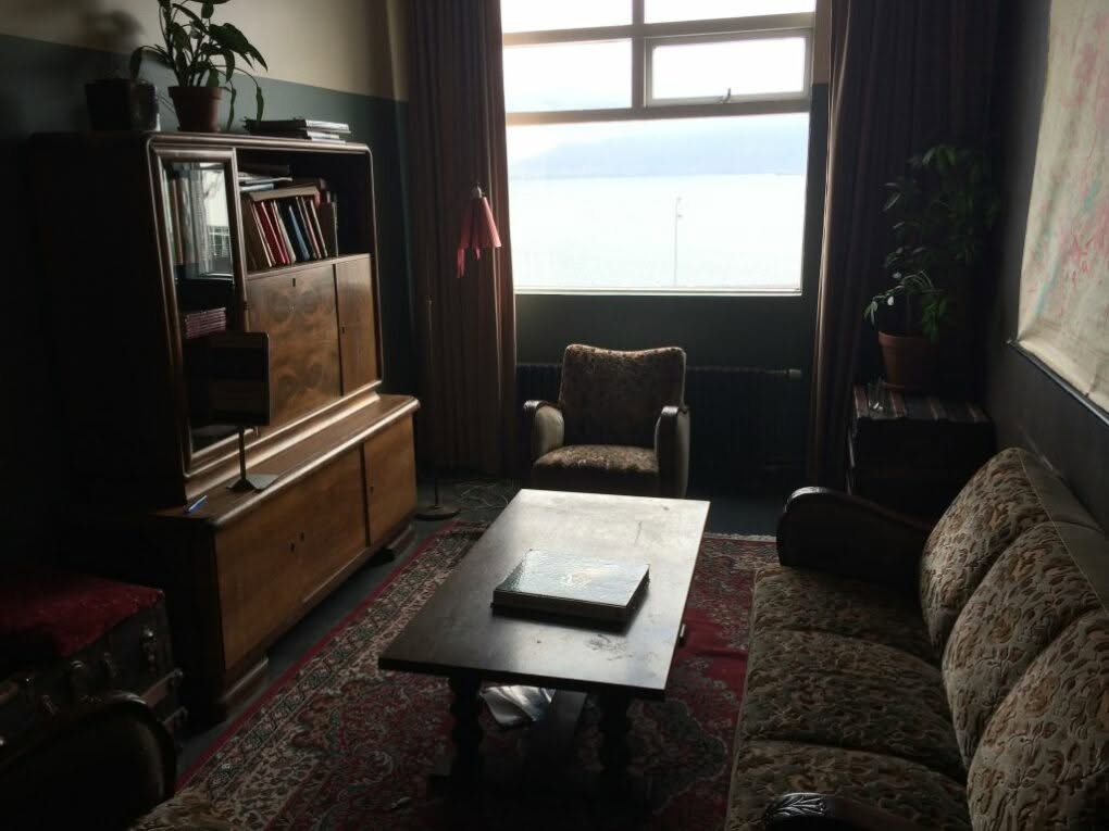 Sitzecke mit Blick auf die Bucht